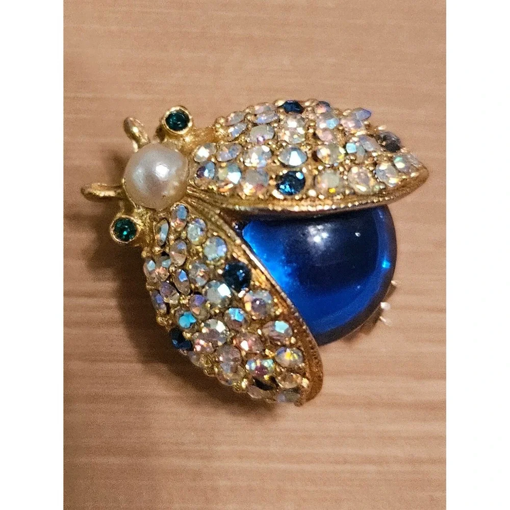 Sparkling Ladybug Brooch Pin Rhinestone Pearl Blue‎ Gemstone Gold Tone